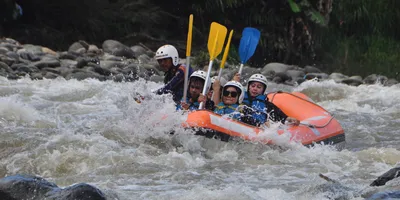 5 Alasan Mengapa Anda Harus Mencoba Arung Jeram di Banjarnegara